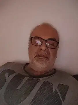 Satiro Sevilla online show from 04/02/26, 11:22