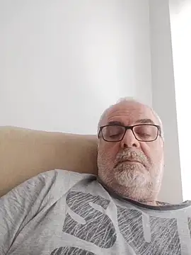 Satiro Sevilla online show from 04/03/26, 02:12