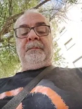 Satiro Sevilla online show from 04/05/26, 12:23