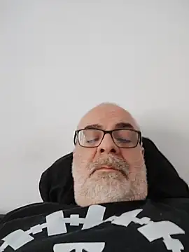 Satiro Sevilla online show from 02/13/26, 09:31