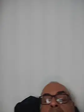 Snapshot of Satiro_Sevilla chatting on 11/12/25, 03:10 Satiro Sevilla online show from 11/12/25, 03:10