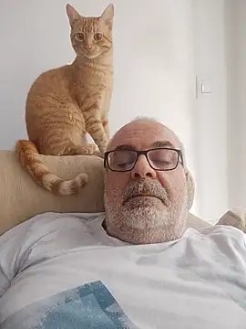 Snapshot of Satiro_Sevilla chatting on 11/15/25, 03:38 Satiro Sevilla online show from 11/15/25, 03:38