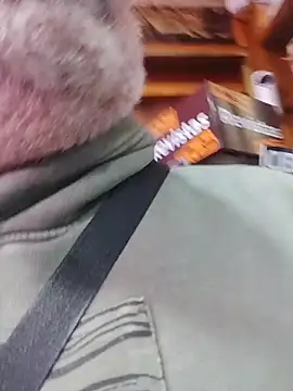 Snapshot of Satiro_Sevilla chatting on 11/18/25, 06:33 Satiro Sevilla online show from 11/18/25, 06:33