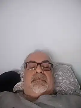 Snapshot of Satiro_Sevilla chatting on 03/23/25, 12:47 Satiro Sevilla online show from 03/23/25, 12:47