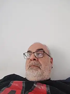 Satiro Sevilla online show from 02/26/26, 02:39