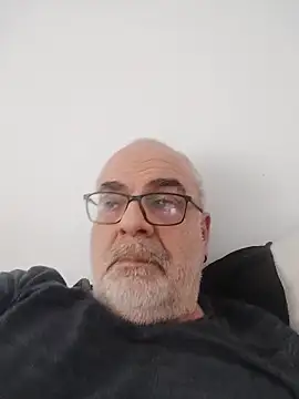 Satiro Sevilla online show from 02/09/26, 03:32