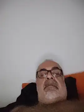 Snapshot of Satiro_Sevilla chatting on 10/11/25, 10:22 Satiro Sevilla online show from 10/11/25, 10:22