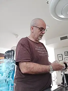 Snapshot of Satiro_Sevilla chatting on 11/10/25, 11:26 Satiro Sevilla online show from 11/10/25, 11:26