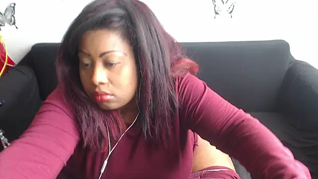 ROSEXXMARY online show from 11/20/25, 07:47