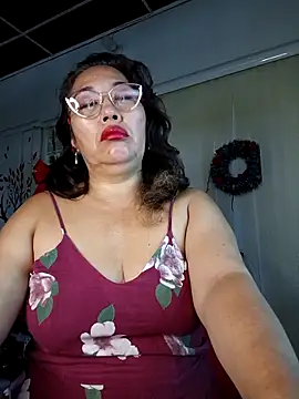 anniecoopeer online show from 12/19/25, 11:23