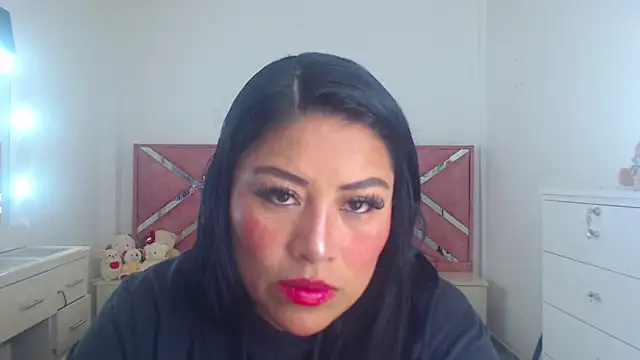 Snapshot of moan_sex2 chatting on 10/12/25, 02:46 moan sex2 online show from 10/12/25, 02:46