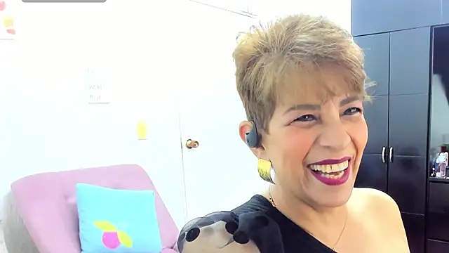 Angelina Stone 65 online show from 09/27/25, 10:05