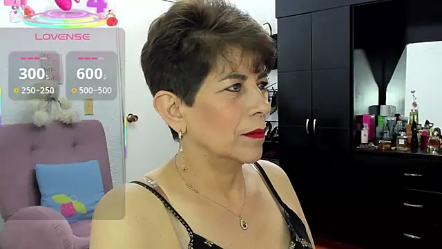 Angelina Stone 65 online show from 10/14/25, 11:04