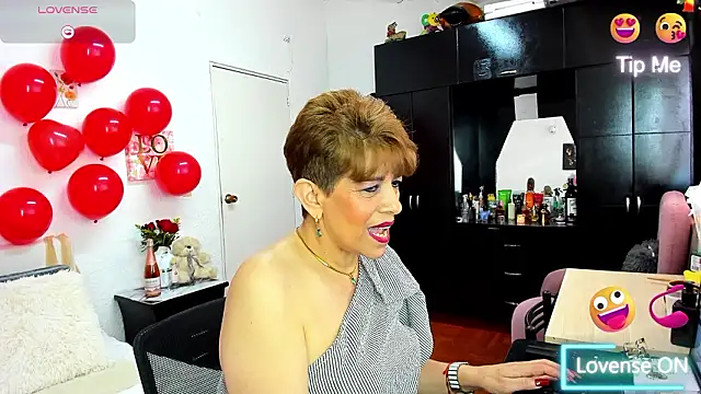 Angelina Stone 65 online show from 02/17/26, 07:55