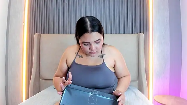 Snapshot of KatyaPittman chatting on 02/17/26, 09:34 KatyaPittman online show from 02/17/26, 09:34