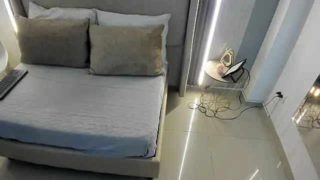 NairobiLee online show from 11/18/25, 11:46