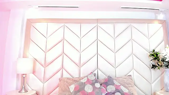 Snapshot of NairobiLee chatting on 03/07/26, 10:21 NairobiLee online show from 03/07/26, 10:21