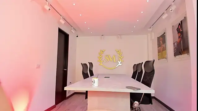 NairobiLee online show from 01/07/26, 10:20