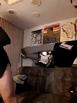 HoneyBdaQueen online show from 04/01/26, 05:42