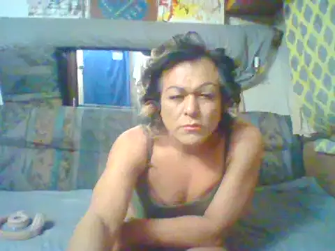 Snapshot of HoneyBdaQueen chatting on 03/10/25, 09:12 HoneyBdaQueen online show from 03/10/25, 09:12