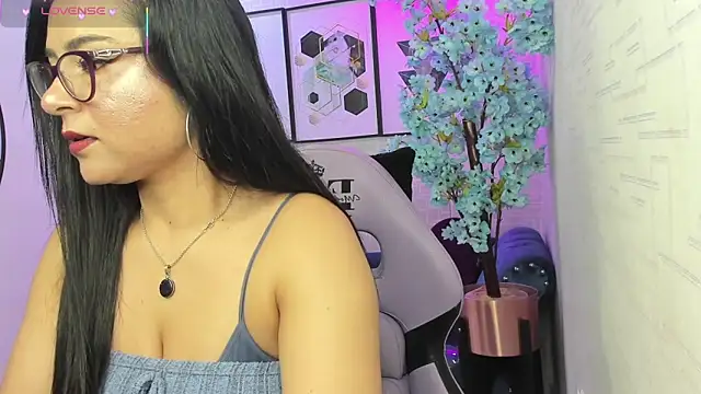 Tiara rr online show from 02/01/26, 11:52