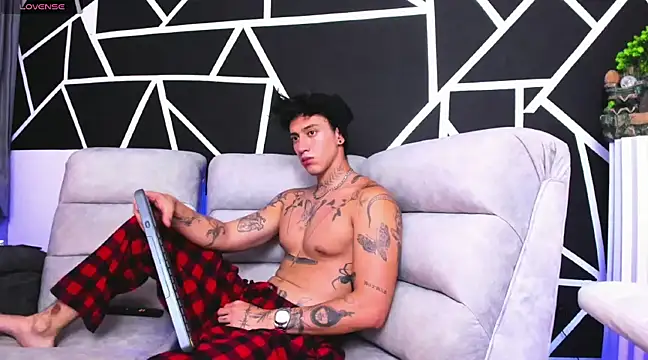 JUSTIN FULLER1 online show from 02/15/25, 10:31