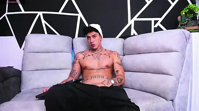 JUSTIN FULLER1 online show from 02/22/25, 09:48