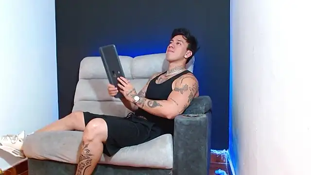 JUSTIN FULLER1 online show from 01/08/26, 02:50