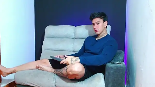 JUSTIN FULLER1 online show from 02/02/26, 06:40