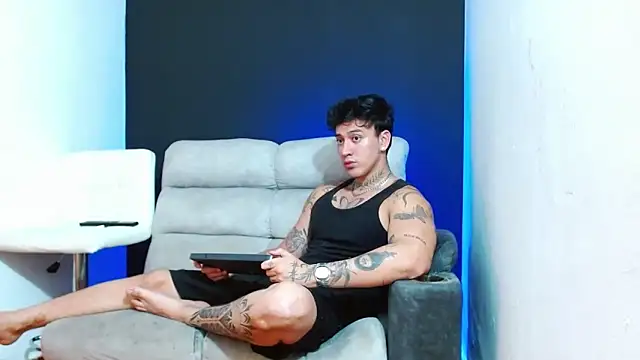 JUSTIN FULLER1 online show from 03/27/26, 02:53