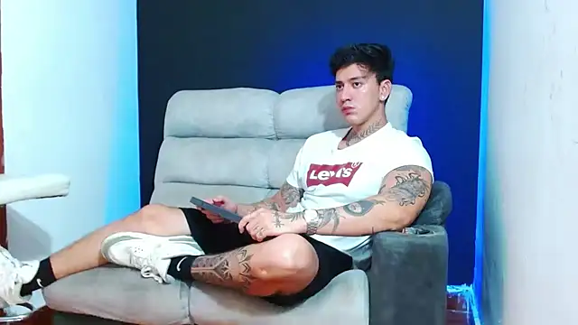 JUSTIN FULLER1 online show from 05/27/26, 03:03