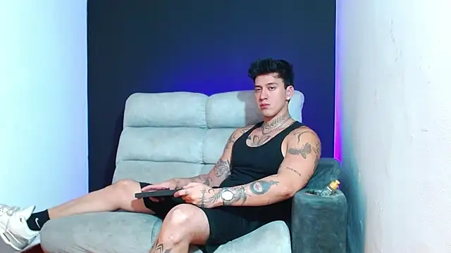 JUSTIN FULLER1 online show from 02/02/26, 02:32