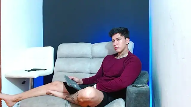 JUSTIN FULLER1 online show from 04/04/26, 07:42