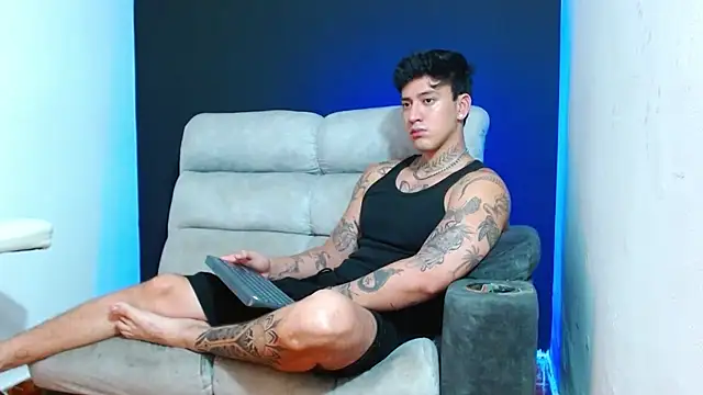 JUSTIN FULLER1 online show from 05/28/26, 05:19
