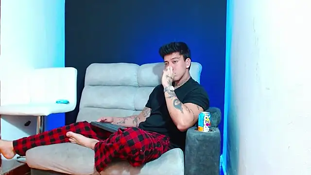 JUSTIN FULLER1 online show from 02/15/26, 10:20