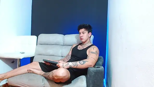 JUSTIN FULLER1 online show from 03/26/26, 02:26