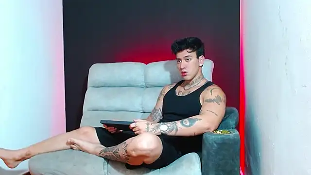 JUSTIN FULLER1 online show from 02/06/26, 09:33