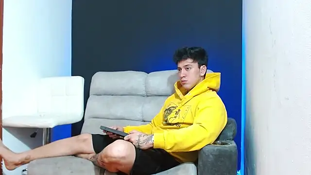 JUSTIN FULLER1 online show from 03/16/26, 08:44