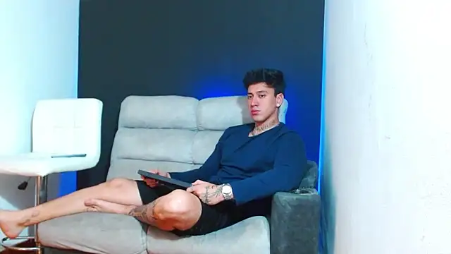 JUSTIN FULLER1 online show from 03/12/26, 07:18