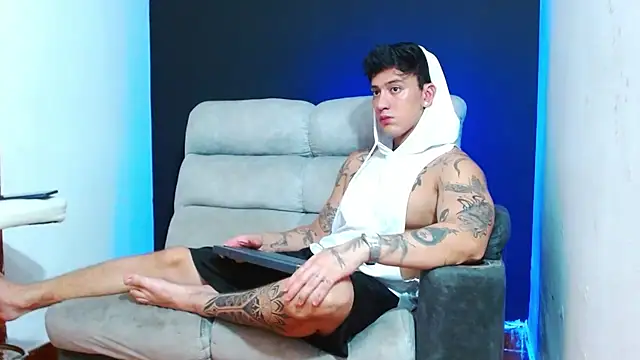 JUSTIN FULLER1 online show from 05/24/26, 01:38