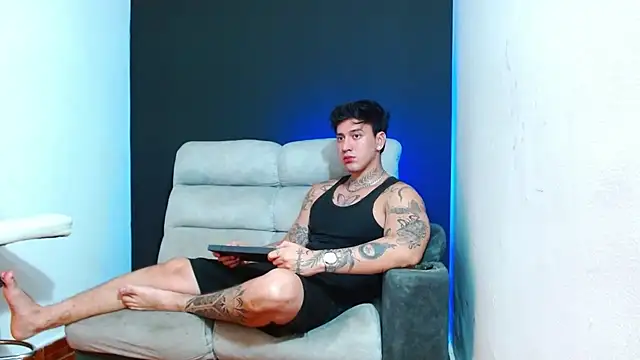 Snapshot of JUSTIN_FULLER1 chatting on 06/15/26, 12:44 JUSTIN FULLER1 online show from 06/15/26, 12:44