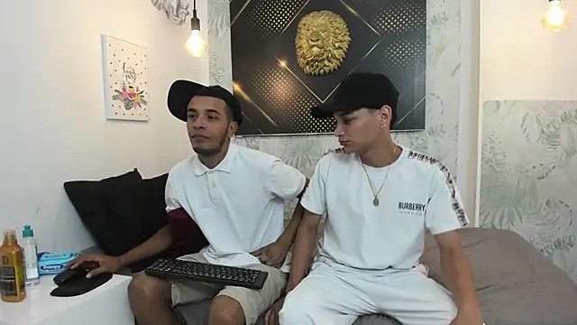 Snapshot of JordanAndAndrew chatting on 02/19/25, 07:37 JordanAndAndrew online show from 02/19/25, 07:37