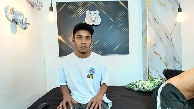 JordanAndAndrew online show from 12/05/25, 09:34