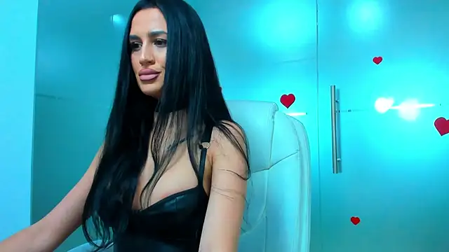 Queenrafaella online show from 11/04/25, 06:17