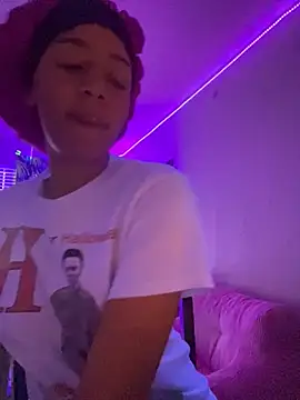 Snapshot of redbonejada chatting on 02/18/26, 05:31 redbonejada online show from 02/18/26, 05:31