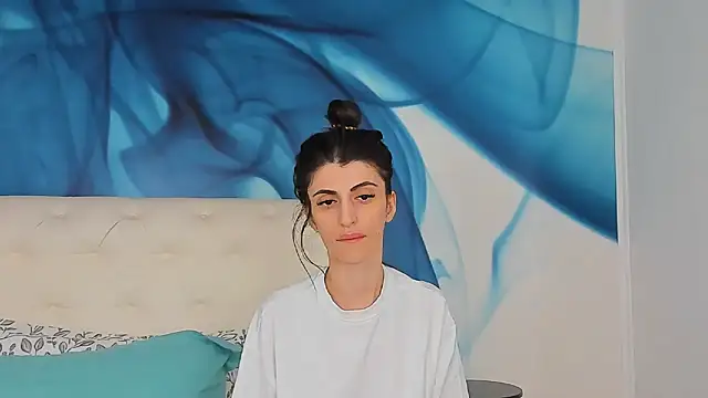 SkinnyDolly online show from 04/06/26, 02:29