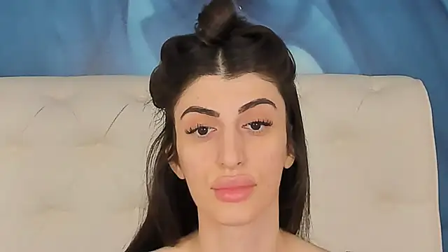 SkinnyDolly online show from 12/15/25, 03:12