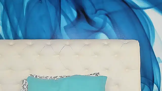 SkinnyDolly online show from 03/22/26, 02:59