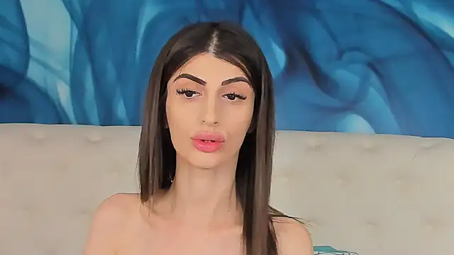 SkinnyDolly online show from 02/22/26, 10:33