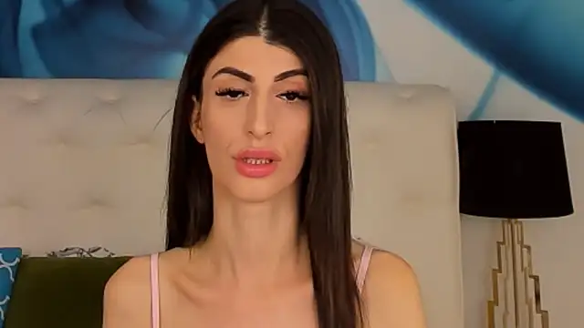 SkinnyDolly online show from 03/12/25, 09:03